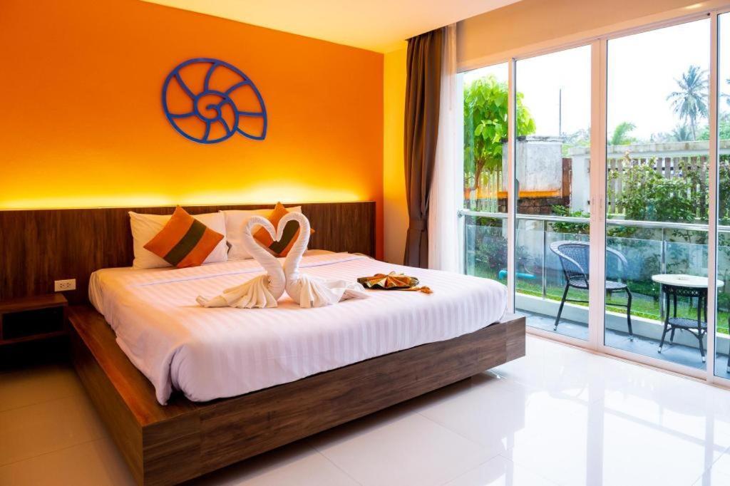 Dipantai Boutique Beach Resort Patong Exterior foto