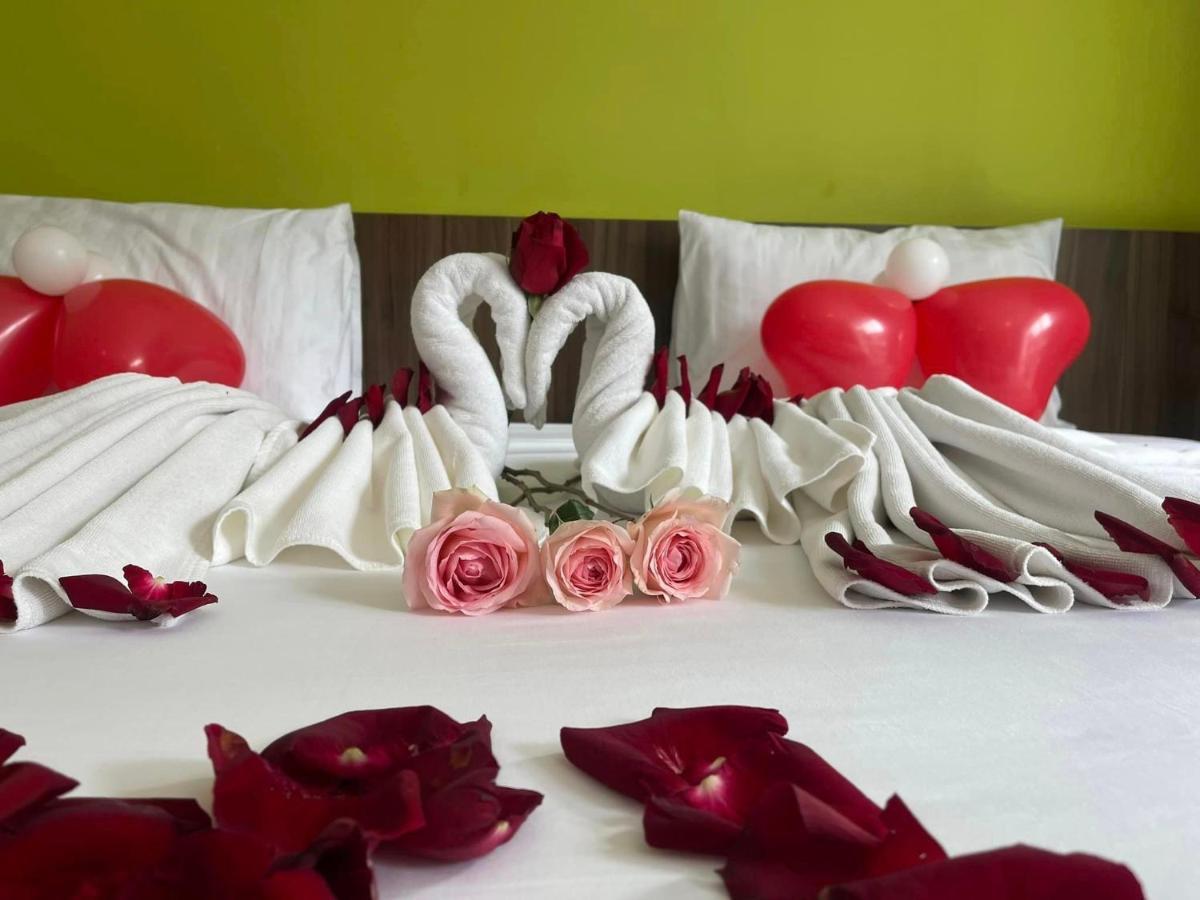 Dipantai Boutique Beach Resort Patong Exterior foto