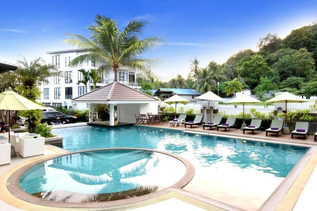 Dipantai Boutique Beach Resort Patong Exterior foto