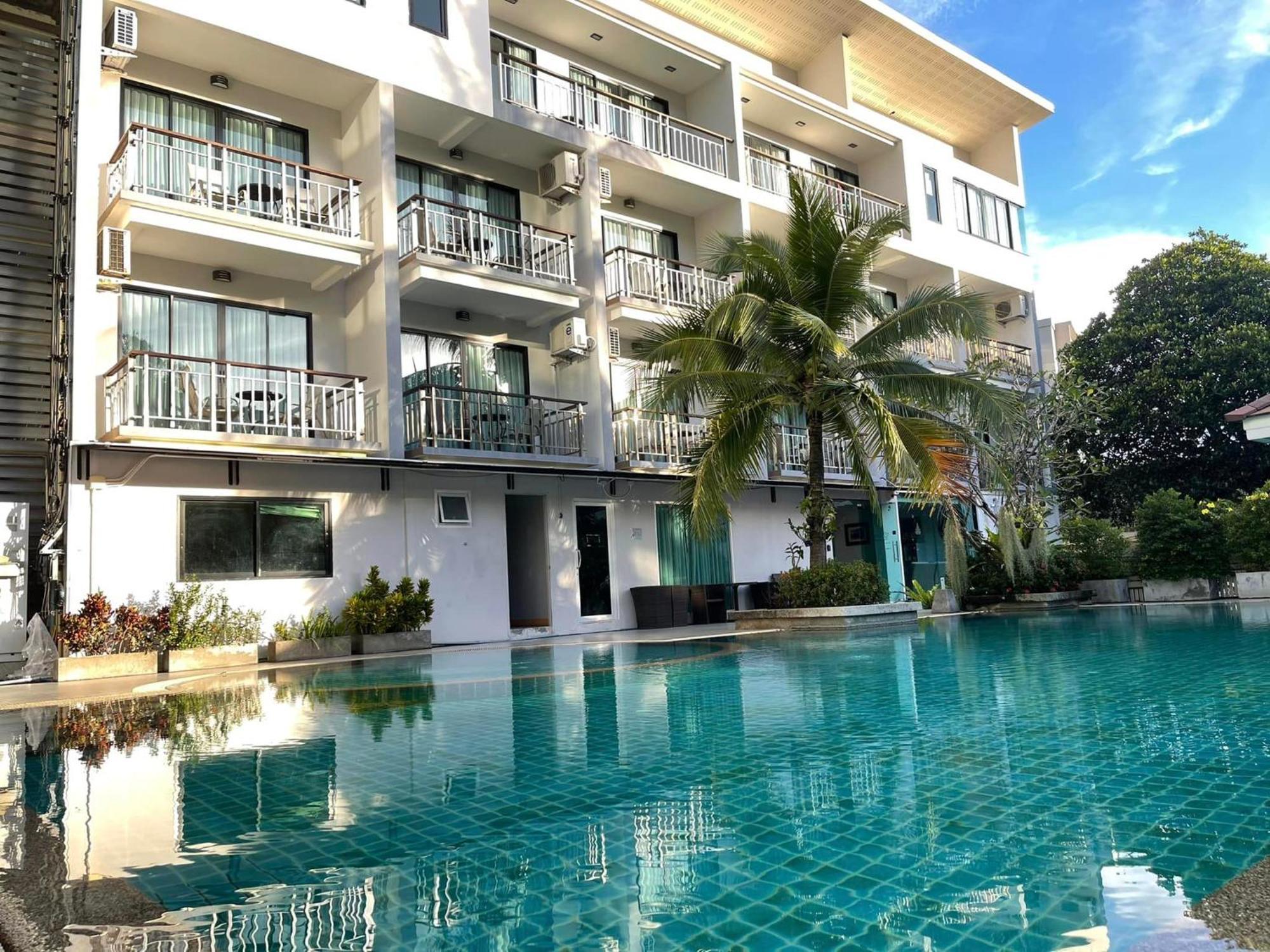 Dipantai Boutique Beach Resort Patong Exterior foto